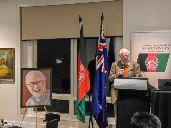 Prof William Maley||