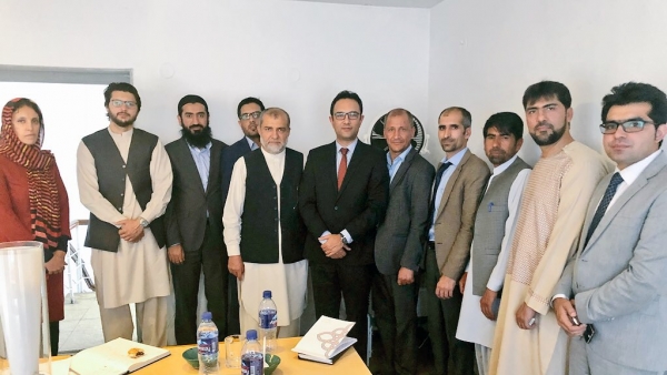 Ambassador Waissi together with the Afghan Alumni of Australian Educational Institutions in Kabul
